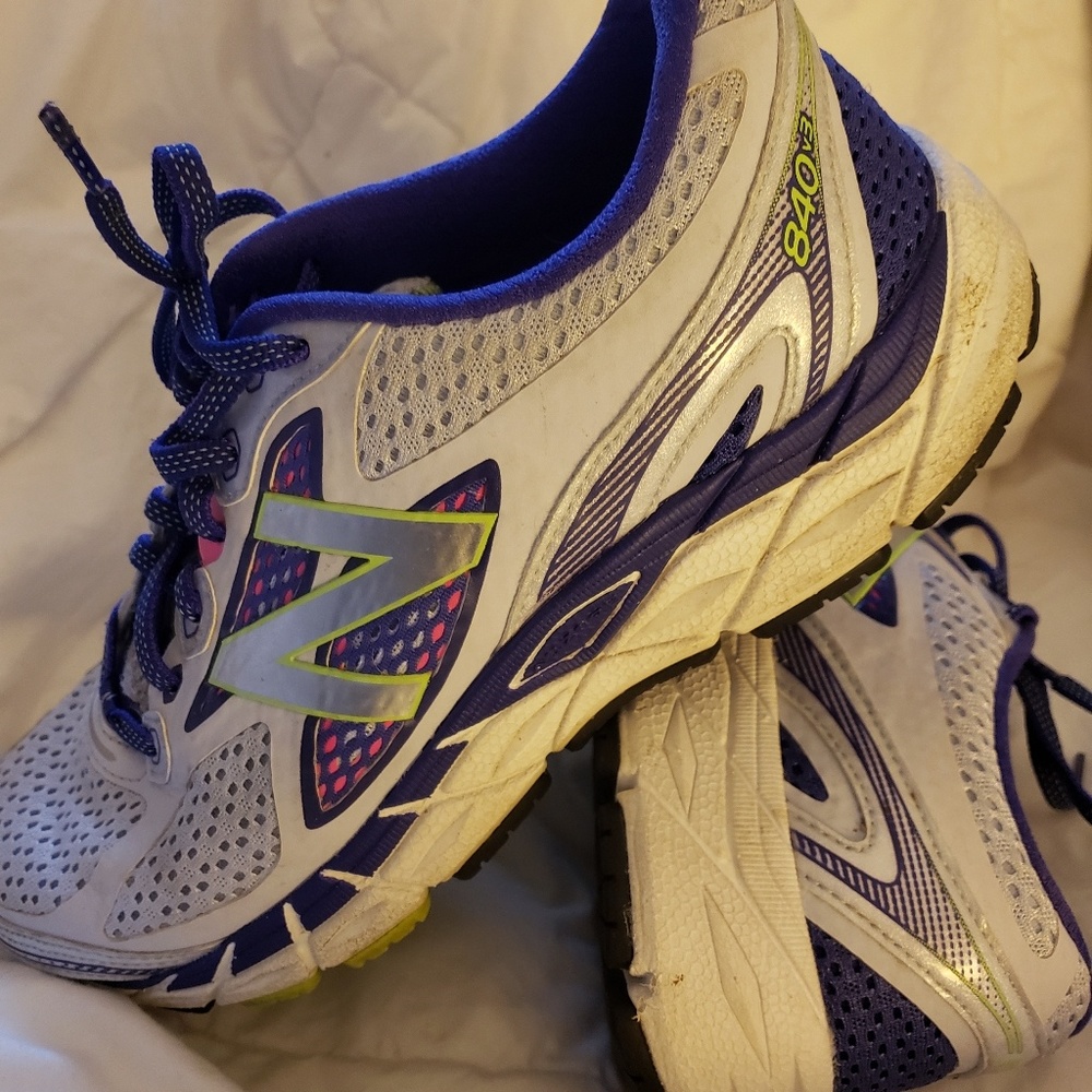 Women's New Balance 9W Sneakers